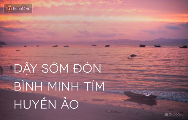 Bình minh ở Cô Tô luôn nhuốm một màu tím huyền ảo khó tả. Bất kể bạn đón bình minh ở đâu trên vùng biển này, thì bạn cũng sẽ dễ dàng bị choáng ngợp trước vẻ đẹp mà thiên nhiên ban tặng.