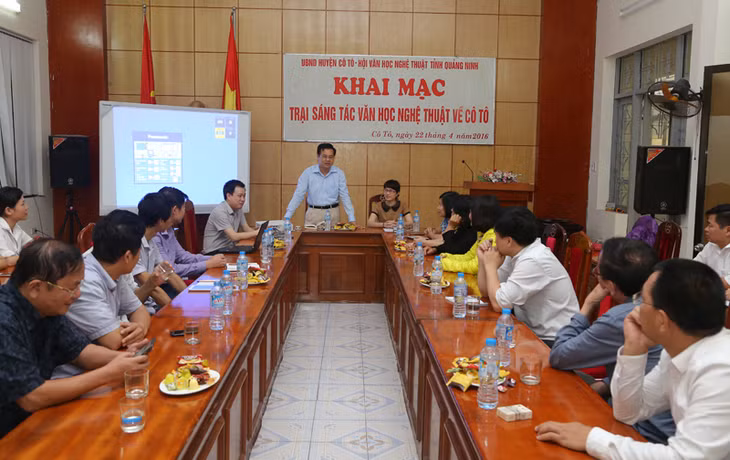 Quang cảnh lễ khai mạc.