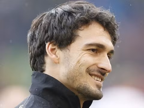 Mats Hummels muốn trở lại Bayern Munich