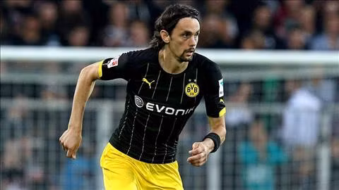  Subotic có thể tái ngộ HLV Jurgen Klopp