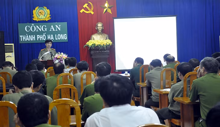 Quang cảnh hội nghị.