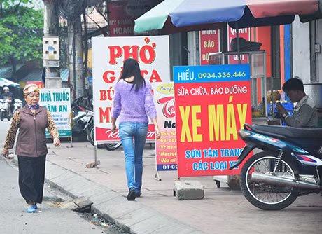 Còn đâu vỉa hè dành cho người đi bộ?