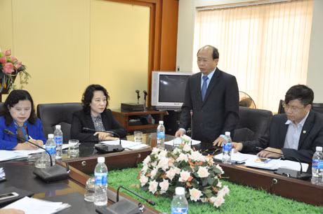 Ông Vũ Xuân Diện, Giám đốc Sở Y tế Quảng Ninh báo cáo công tác chuẩn bị 