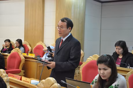 ĐB Đào Thanh Lưỡng, Tổ ĐB huyện Đầm Hà tham gia ý kiến vào Dự thảo Nghị quyết quy hoạch Y tế đến năm 2020, tầm nhìn đến năm 2030. (1886)
