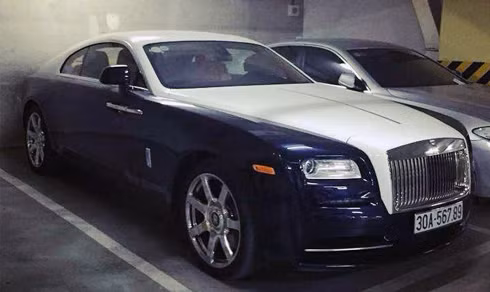Chiếc Rolls Royce Wraith mang biển số đẹp ở Hà Nội.