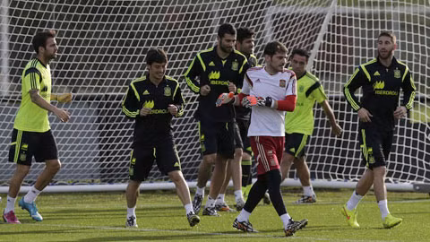 Iker Casillas được triệu tập vào ĐT Tây Ban Nha