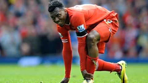 Sturridge phải nghỉ thi đấu cả tháng