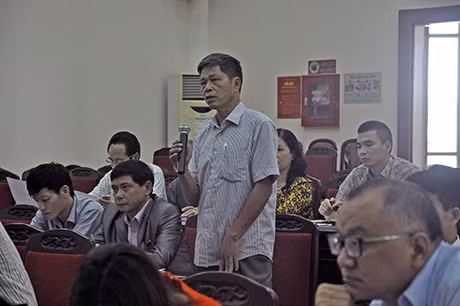 Đại diện doanh nghiệp tham gia ý kiến tại buổi gặp mặt.