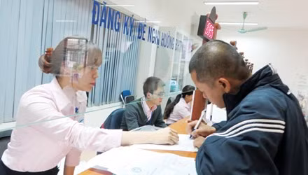 Tại nhiều TTGTVL, Kiểm toán Nhà nước phát hiện xảy ra nhiều sai sót trong chi trả trợ cấp thất nghiệp. Ảnh: Quỳnh Nga.
