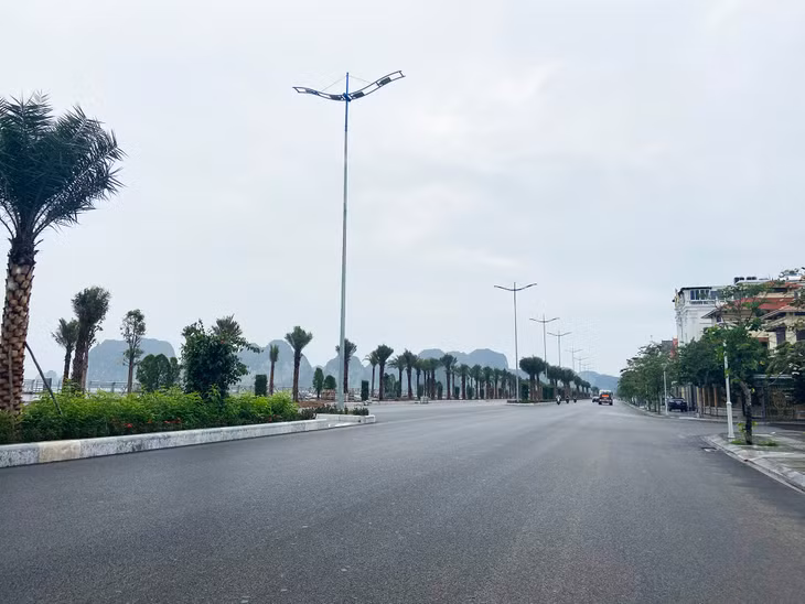 Tuyến đường bao biển Hạ Long - Cẩm Phả đang 