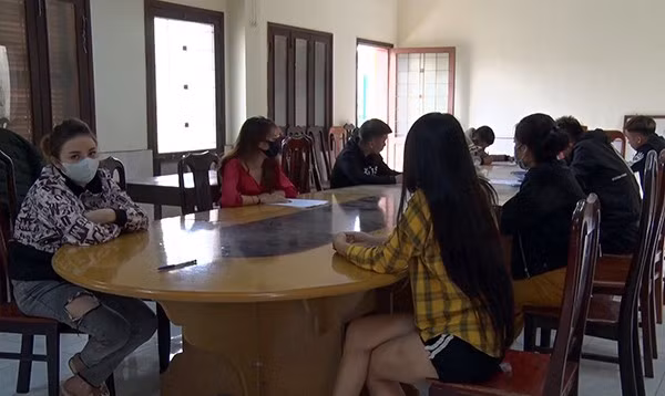  Nhóm thanh niên sử dụng ma túy