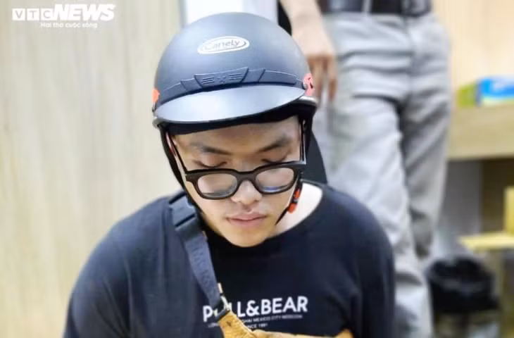 Đoàn Quốc Dũng bị công an tạm giữ.