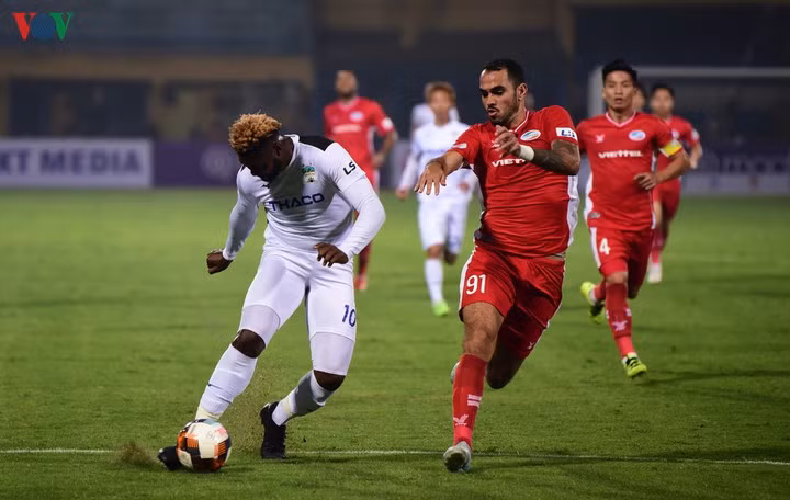 V-League 2020 sẽ trở lại theo phương án nào? (Ảnh: Bảo Long).