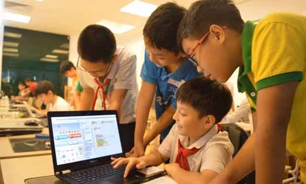Tận dụng tối đa vai trò của mạng xã hội, công nghệ thông tin trong bảo vệ trẻ em. 
