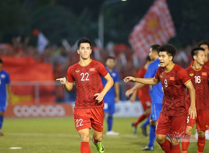 Ở SEA Games 30 vừa qua, Việt Nam tiễn Thái Lan về nước từ vòng bảng