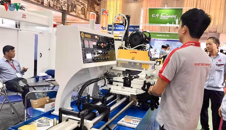Nhiều doanh nghiệp đã dần thích ứng với tác động của dịch bệnh covid 19 và đưa ra chiến lược khả thi nhằm thực hiện mục tiêu kép