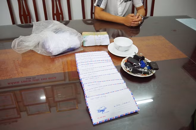 Tang vật thu giữ.