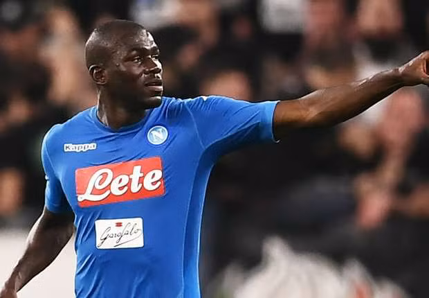 MU dừng theo đuổi Kalidou Koulibaly (Ảnh: Getty).