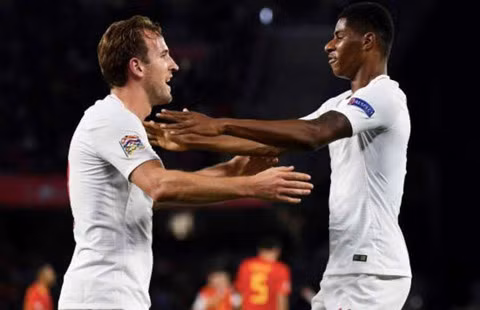 Solskjaer có niềm tin Rashford sẽ vươn tầm như Kane.