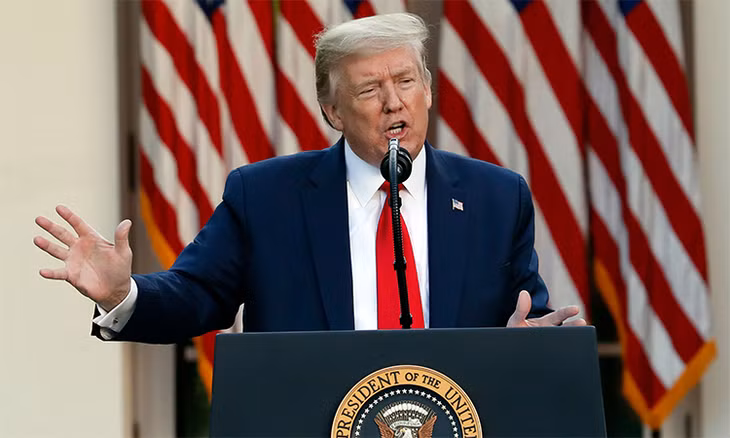 Tổng thống Mỹ Donald Trump phát biểu trong cuộc họp báo tại Vườn Hồng, Nhà Trắng, ngày 27/4. Ảnh: AP.