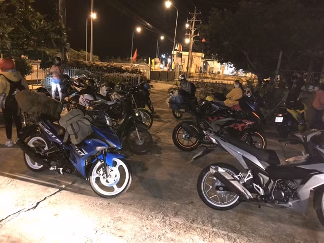 Lực lượng chức năng tạm giữ hàng chục phương tiện