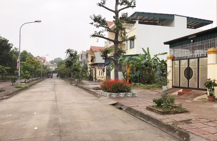 Các hộ dân đã xây nhà từ nhiều năm nhưng đến nay vẫn chưa được cấp giấy chứng nhận quyền sử dụng đất.