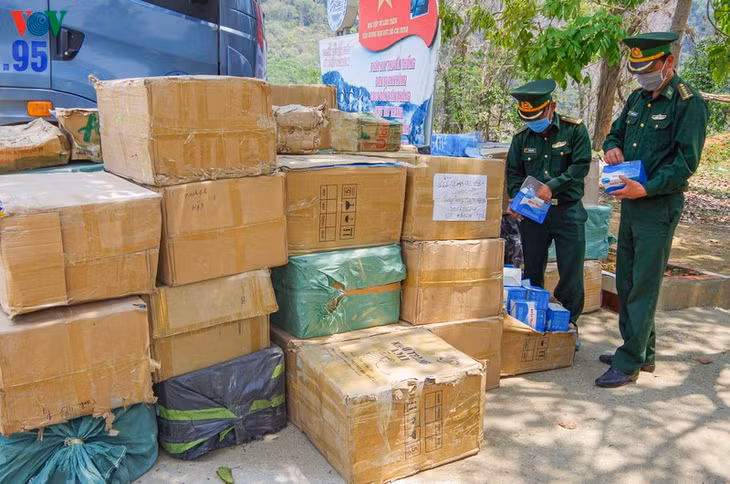  Toàn bộ số khẩu trang không rõ nguồn gốc.