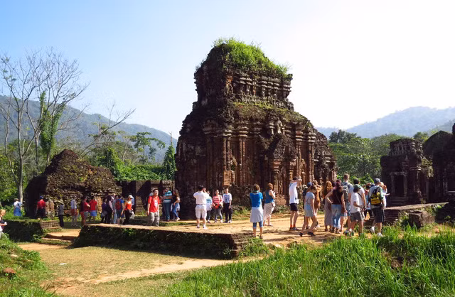 Khu di tích Mỹ Sơn mở cửa đón khách tham quan trở lại từ ngày 28/4.