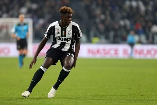  Moise Kean đi vào lịch sử bóng đá châu Âu