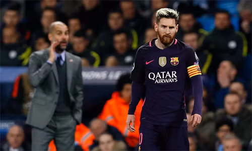 Man City của Guardiola được cho là đội bóng đang làm mọi cách có thể để rước Messi khỏi Nou Camp. Ảnh: Reuters.