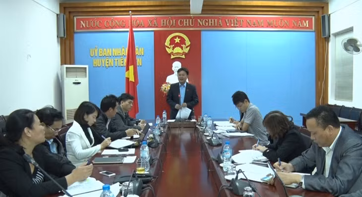 Quang cảnh buổi làm việc.