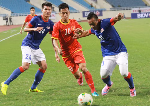Văn Quyết từng sút tung lưới Malaysia tại bán kết AFF Cup 2014. Ảnh: Lâm Thoả