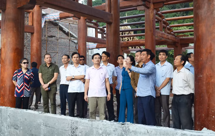 30 doanh nhân thành phố đến tìm hiểu cơ hội đầu tư, hợp tác làm ăn tại khu di tích Yên Tử