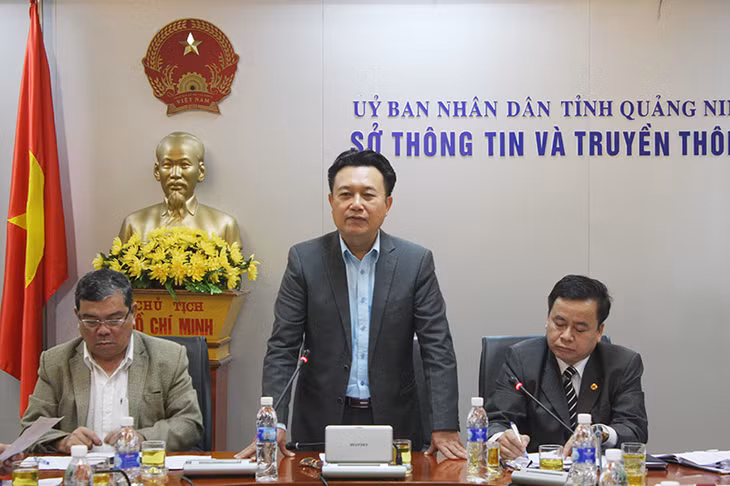 Đồng chí Nguyễn Đức Thành, Phó Chủ tịch HĐND tỉnh thông tin đến các cơ quan báo chí về dự kiến chương trình, nội dung kỳ họp thứ 4 HĐND tỉnh khóa XIII.