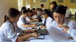 Để tiếp tục tham gia BHYT, học sinh nộp tiền đóng BHYT thuộc phần trách nhiệm đóng của mình cho nhà trường