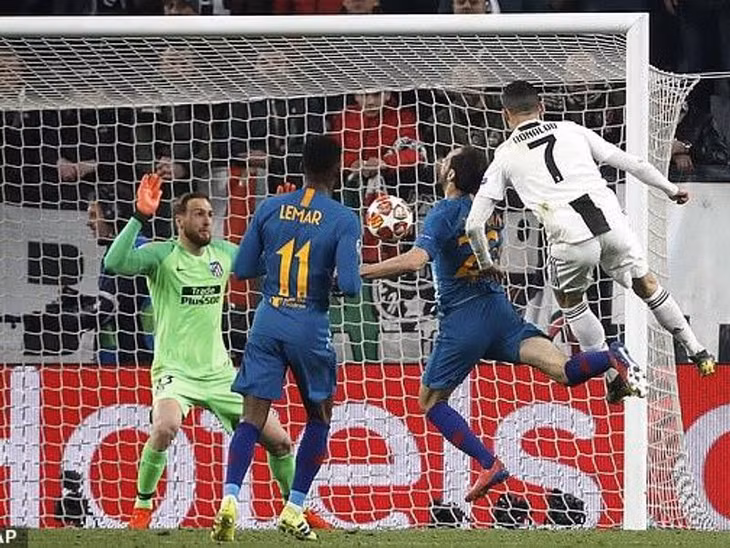 Ronaldo muốn cùng Juventus chinh phục cú ăn ba.