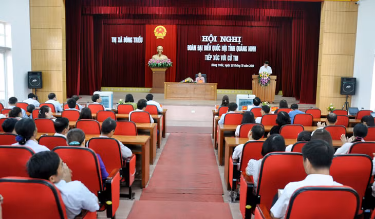 Đoàn ĐBQH tỉnh tiếp xúc cử trị tại TX Đông Triều trước kỳ họp lần thứ 8, Quốc hội khoá XIV