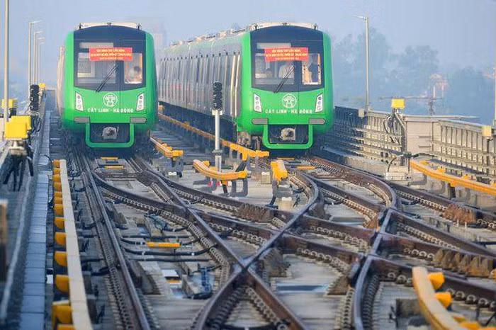 Chỉ vì 1% công việc chưa hoàn thành mà không thể đưa dự án vào khai thác là hiện tượng rất lạ. Nhưng đó là sự thật ở tuyến đường sắt đô thị Cát Linh-Hà Đông ngay giữa trung tâm Hà Nội.