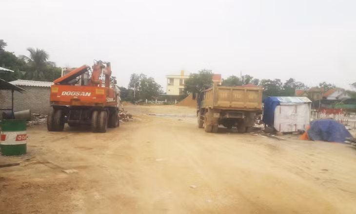 Hiện không ai còn hình dung ra nơi này từng là sân vui chơi trẻ em của khu Bùi Xá