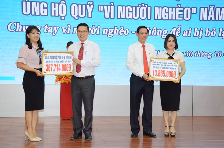 Các tập thể, cơ quan, đơn vị ủng hộ Quỹ "Vì người nghèo" TP Cẩm Phả năm 2018.