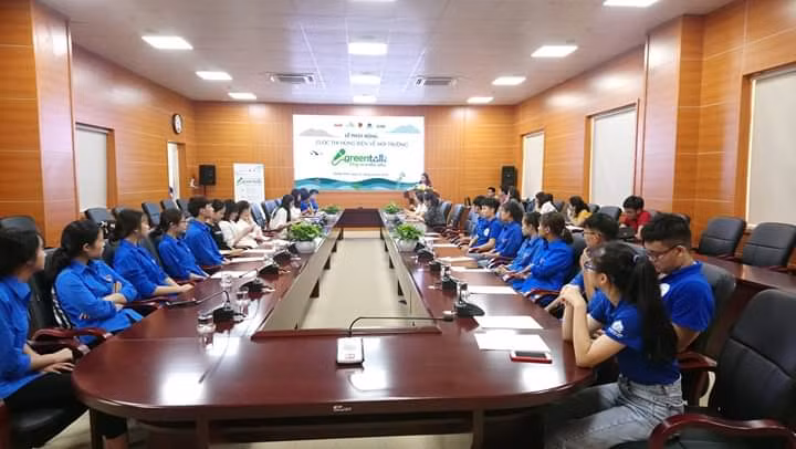 Quang cảnh buổi lễ phát động