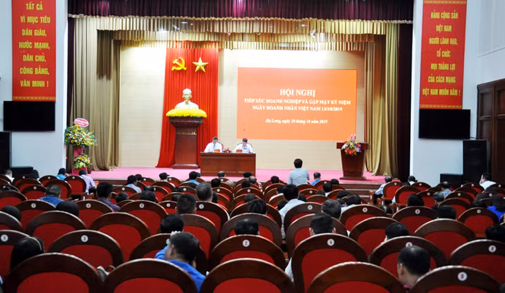 Quang cảnh hội nghị