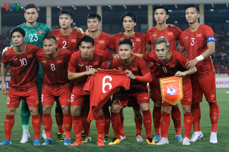 Hôm nay (2810), ĐT Việt Nam hội quân chuẩn bị cho 2 trận đấu với UAE và Thái Lan (Ảnh: Dương Thuật).