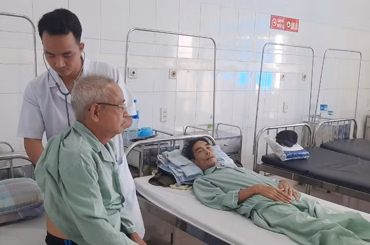  Khoa Lão khoa - Cơ xương khớp, Bệnh viện Bãi Cháy.