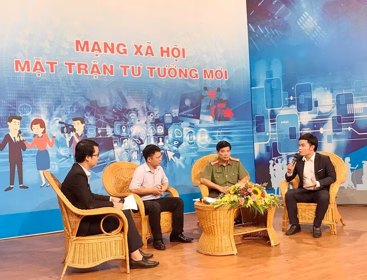 Chương trình toạ đàm về MXH do Trung tâm truyền thông tỉnh tổ chức nhằm khuyến cáo đến người dân các âm mưu thủ đoạn của đối tượng xấu trên MXH.