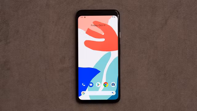 Pixel 4 sở hữu màn hình 5,7 inch, trong khi của Pixel 4 XL là 6,3 inch