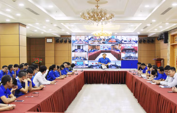 Quang cảnh hội nghị.