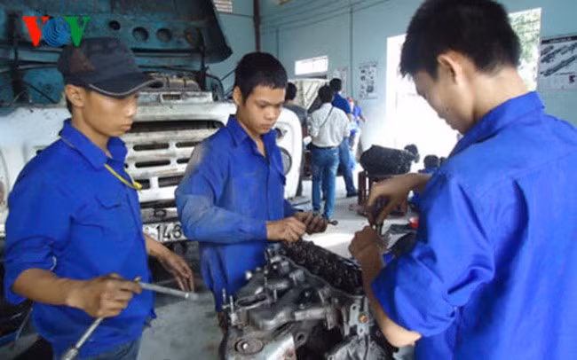 Cả nước có hơn 1.900 cơ sở giáo dục nghề nghiệp, mỗi năm tuyển sinh được khoảng 2,2 triệu người học.