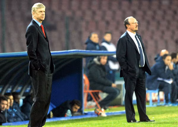 Arsenal của Wenger chỉ còn cách tiến lên phía trước.