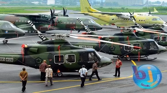 Hàng loạt máy bay Indonesia tại lễ bàn giao